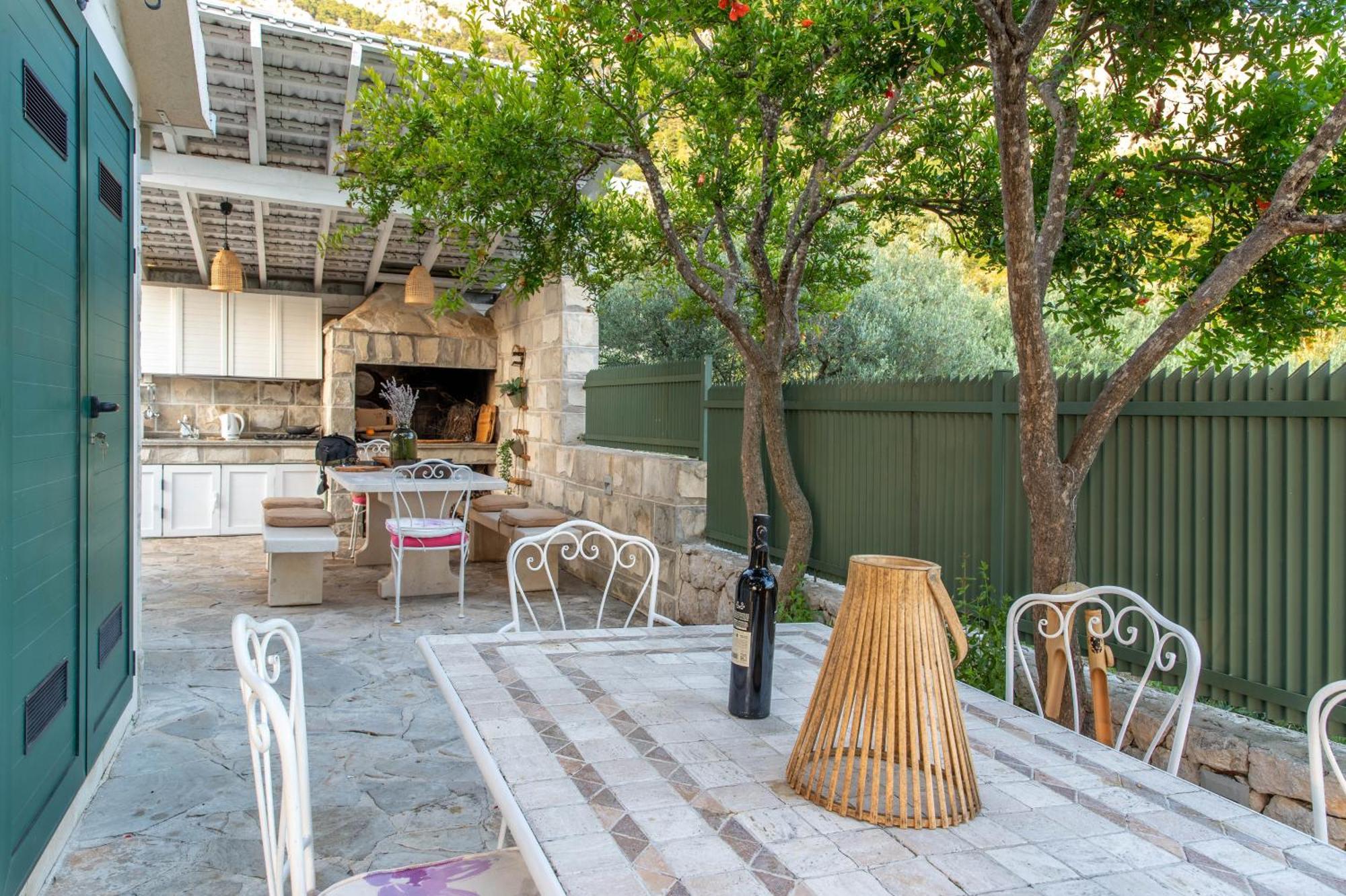 Villa Tamaris Макарска Екстериор снимка